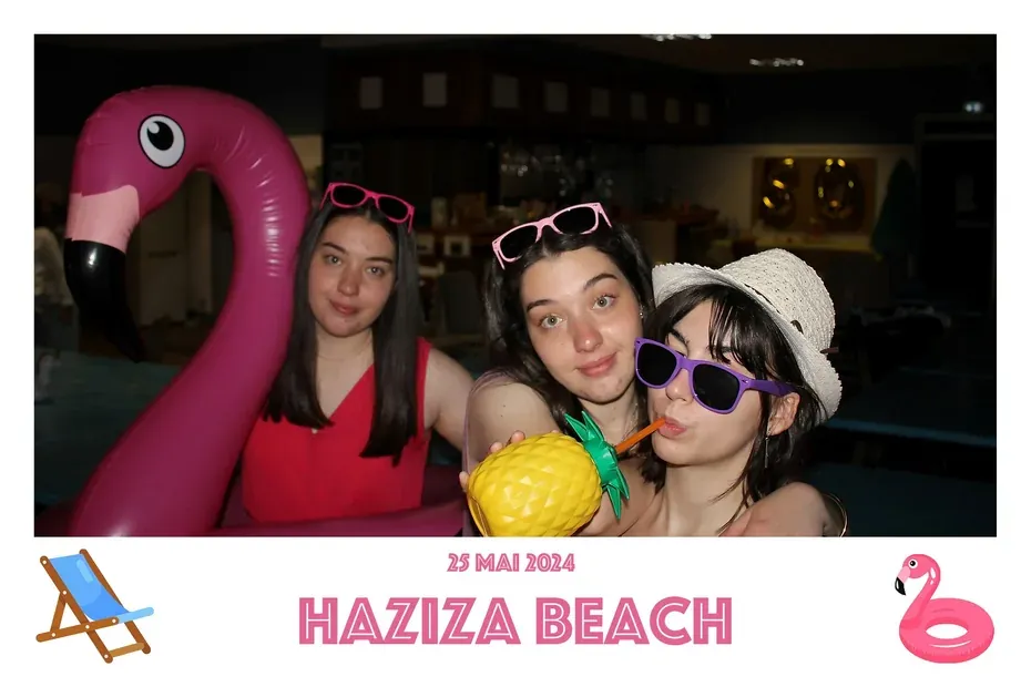 Masque d'impression photobooth, soirée à thème : un thème d'été décliné jusque sur le papier